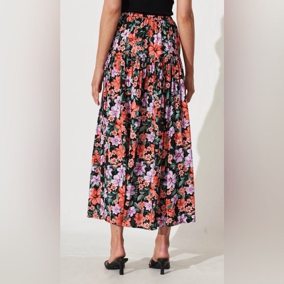 Anthropologie Bright Floral Skirt - Picture 2 of 12
